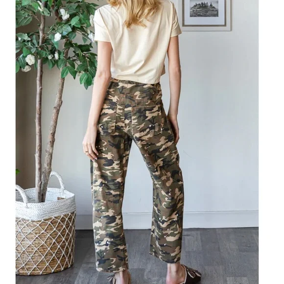 Camouflage Women's Jeans - Picture 5 of 8